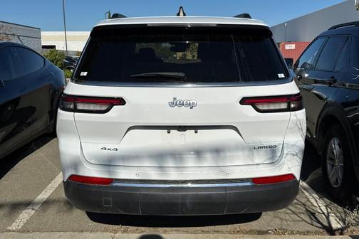 2023 Jeep Grand Cherokee L Laredo