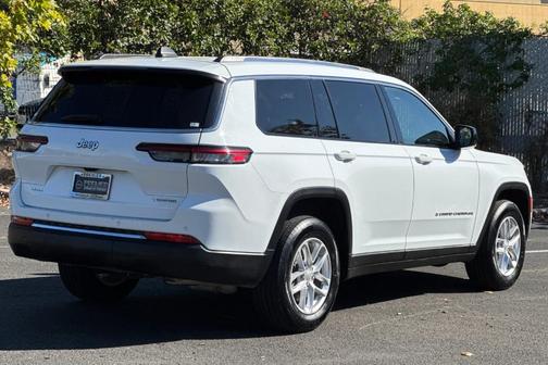 2023 Jeep Grand Cherokee L Laredo