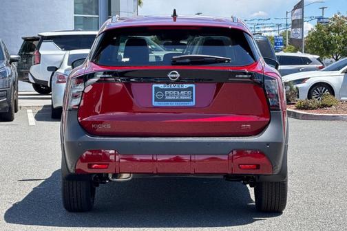 Scarlet Ember T 2026 Nissan Kicks SR