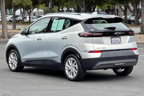 2023 Chevrolet Bolt EUV LT