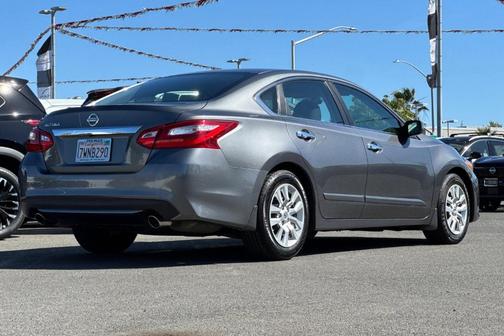 Gun Metallic 2017 Nissan Altima 2.5 S