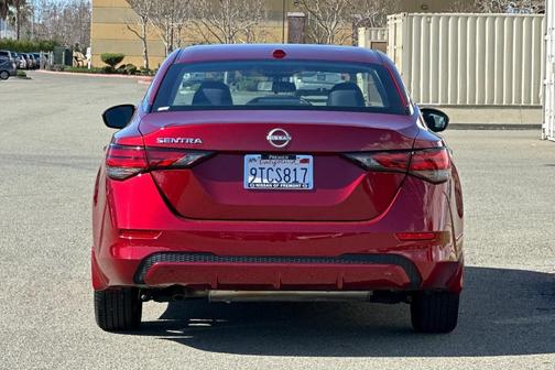 2025 Nissan Sentra SV