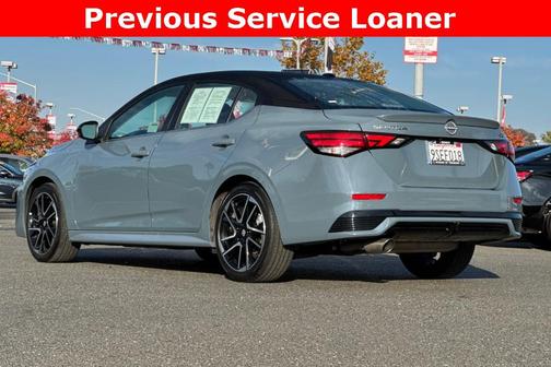 2025 Nissan Sentra SR