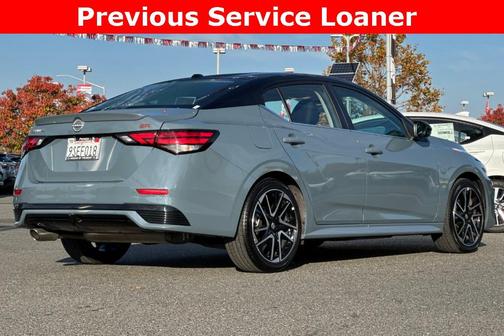 2025 Nissan Sentra SR