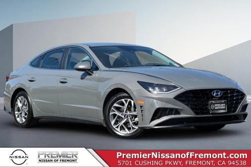 2022 Hyundai SONATA SEL