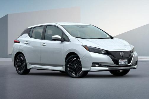 2024 Nissan Leaf SV PLUS