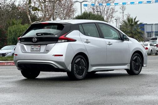 2024 Nissan Leaf SV PLUS