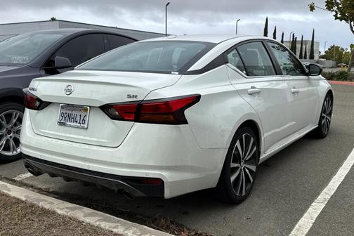 2022 Nissan Altima 2.5 SR