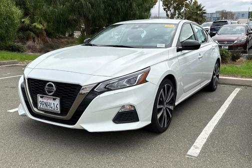 2022 Nissan Altima 2.5 SR