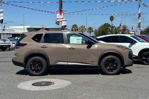 Baja Storm 2026 Nissan Rogue Rock Creek