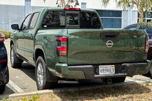 2022 Nissan Frontier SV