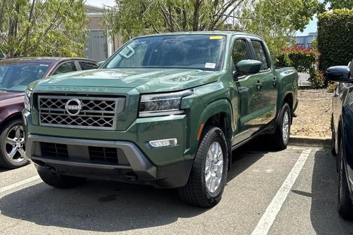 2022 Nissan Frontier SV