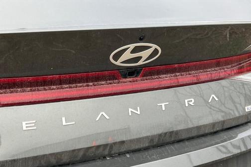 2025 Hyundai ELANTRA HEV Blue