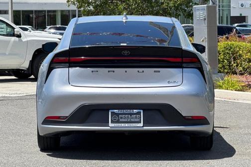 CUTTING EDGE 2023 Toyota Prius LE
