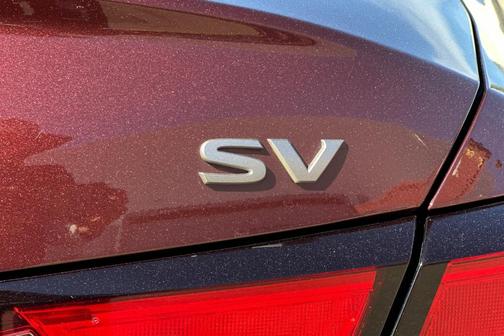 Garnet Pearl Me 2024 Nissan Altima 2.5 SV