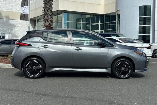 2024 Nissan Leaf SV PLUS