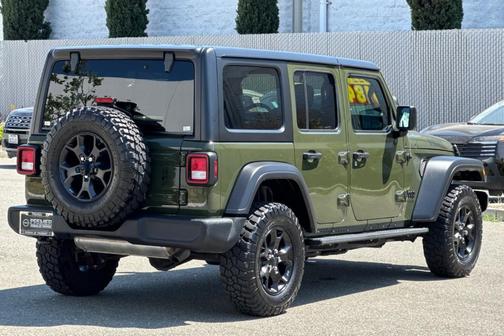 2022 Jeep Wrangler Unlimited Sport