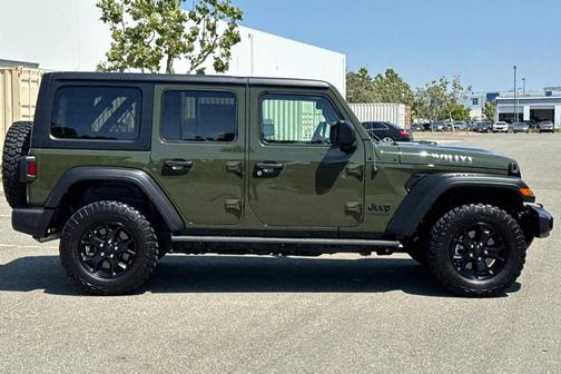 2022 Jeep Wrangler Unlimited Sport