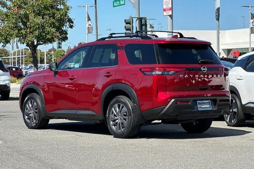 Scarlet Ember 2023 Nissan Pathfinder SV