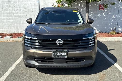 Canyon Bronze M 2025 Nissan Kicks SV