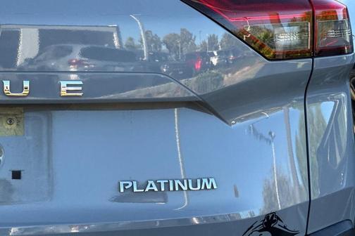 2021 Nissan Rogue Platinum