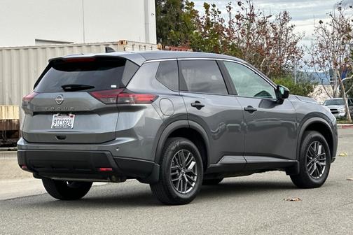 2025 Nissan Rogue S