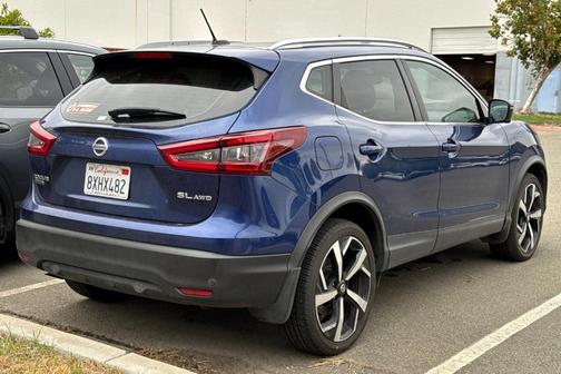 2021 Nissan Rogue Sport SL