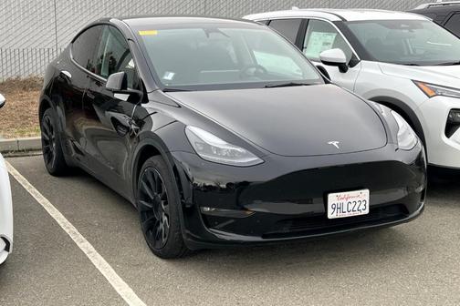 2023 Tesla Model Y Long Range