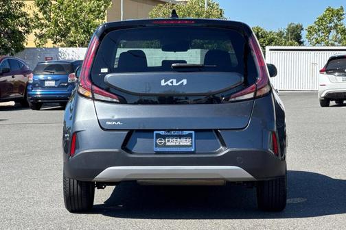 Gravity Gray 2024 Kia Soul LX