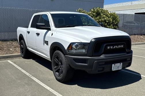 Bright White Clearcoat 2024 RAM 1500 Classic SLT