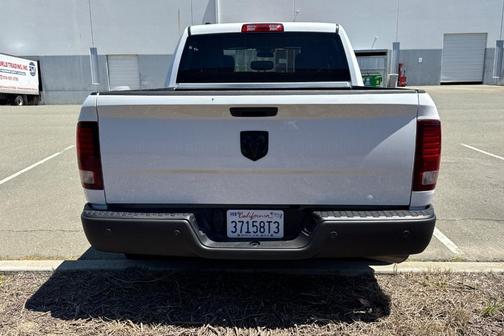 Bright White Clearcoat 2024 RAM 1500 Classic SLT