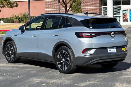 2022 Volkswagen ID.4 Pro