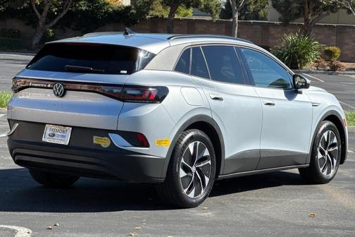 2022 Volkswagen ID.4 Pro