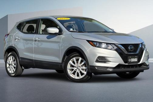2022 Nissan Rogue Sport S