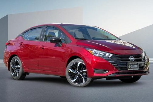 2025 Nissan Versa 1.6 SR