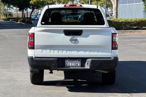 2023 Nissan Frontier S