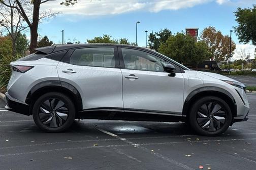 2023 Nissan ARIYA ENGAGE