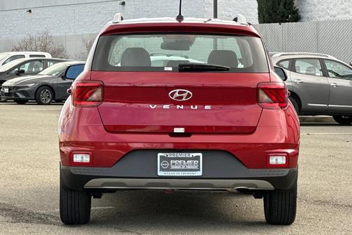 2024 Hyundai VENUE SEL