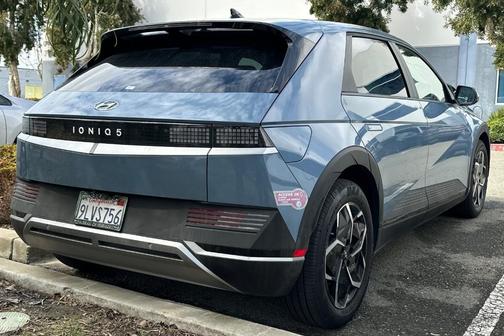 2024 Hyundai IONIQ 5 SEL