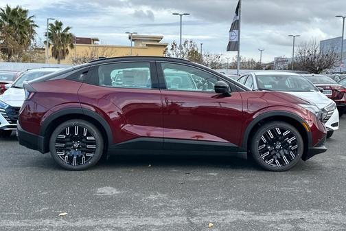 2026 Nissan Leaf PLAT+