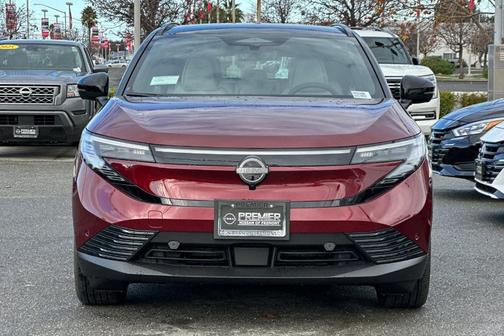 2t Red Blk Roof 2026 Nissan Leaf PLATINUM+