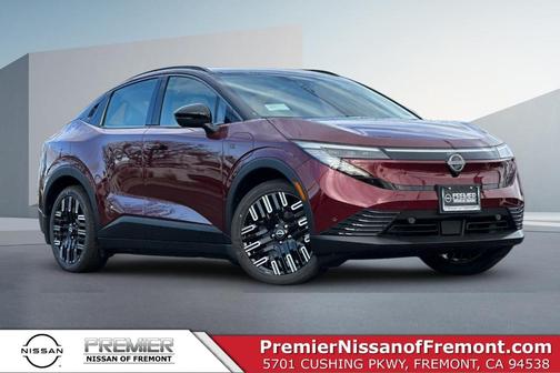 2t Red Blk Roof 2026 Nissan Leaf PLATINUM+