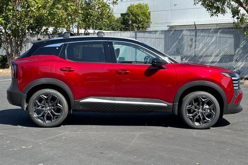 2026 Nissan Kicks SR