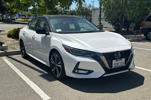 White 2023 Nissan Sentra SR