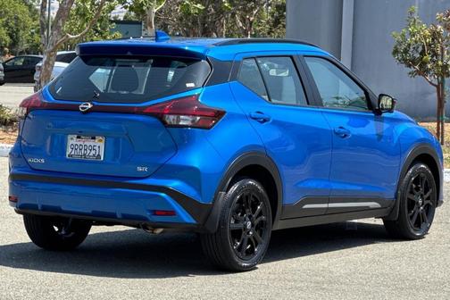 2024 Nissan Kicks SR