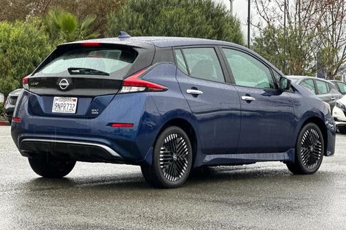 2024 Nissan Leaf SV PLUS