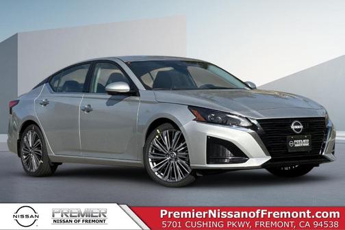 2025 Nissan Altima SL