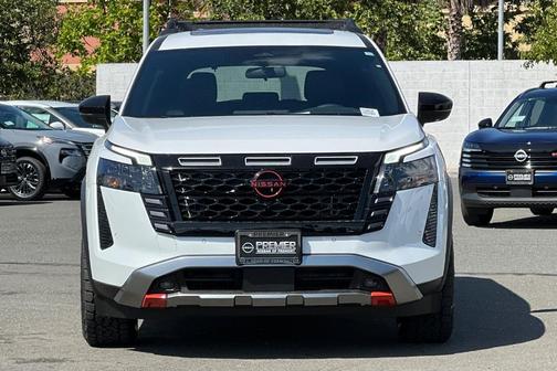 Everest White P 2026 Nissan Pathfinder Rock Creek