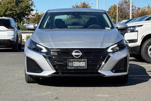 2025 Nissan Altima SL