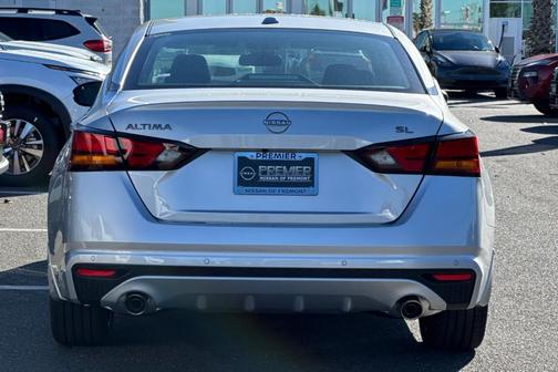 2025 Nissan Altima SL